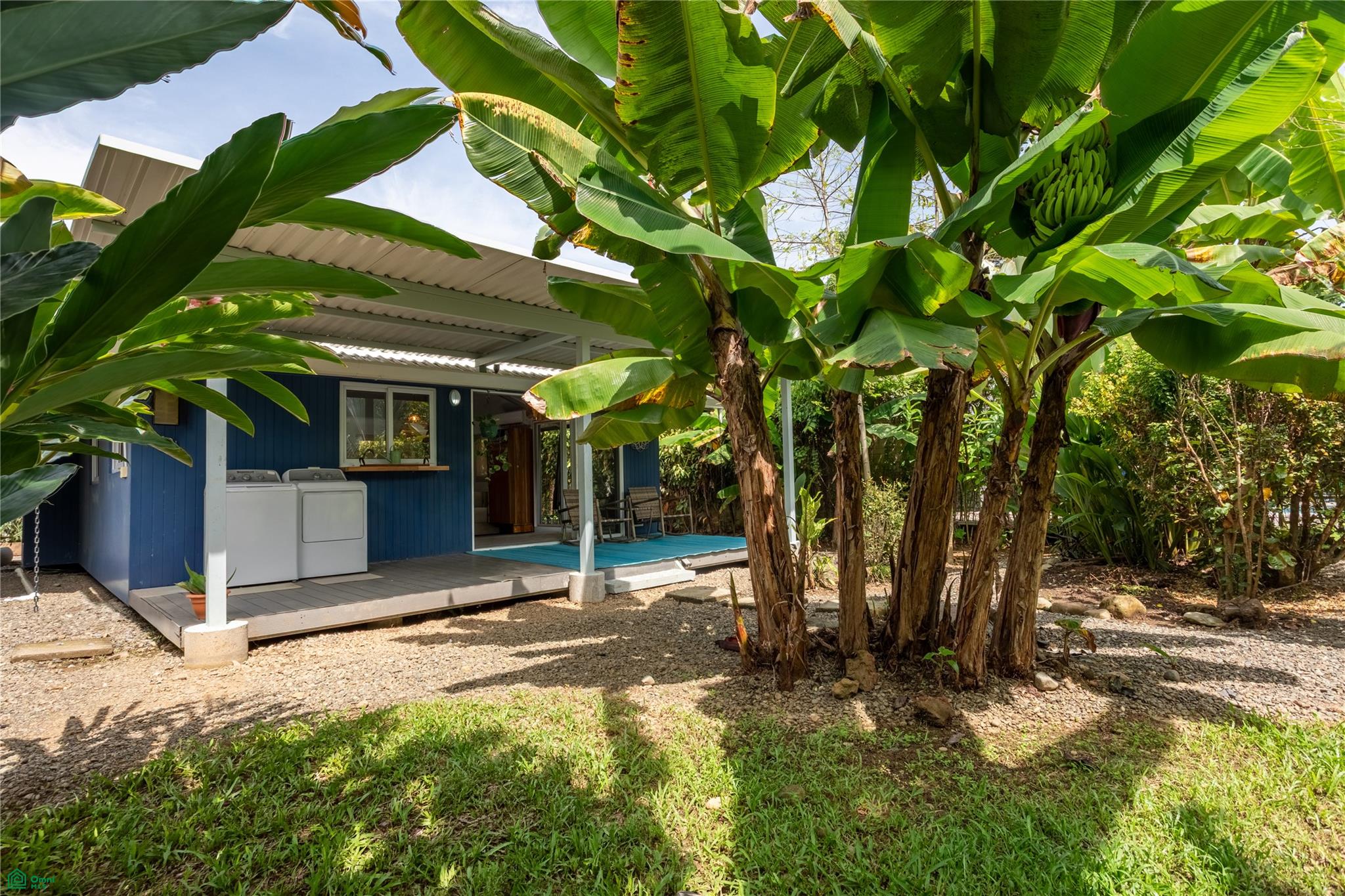 Blue Beach Bungalow