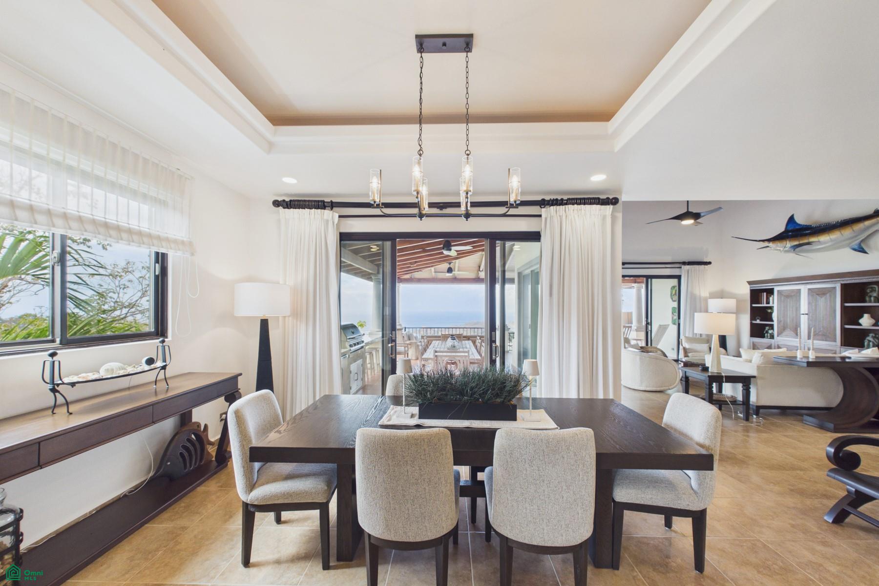 Casa Monos | Ventanas del Mar