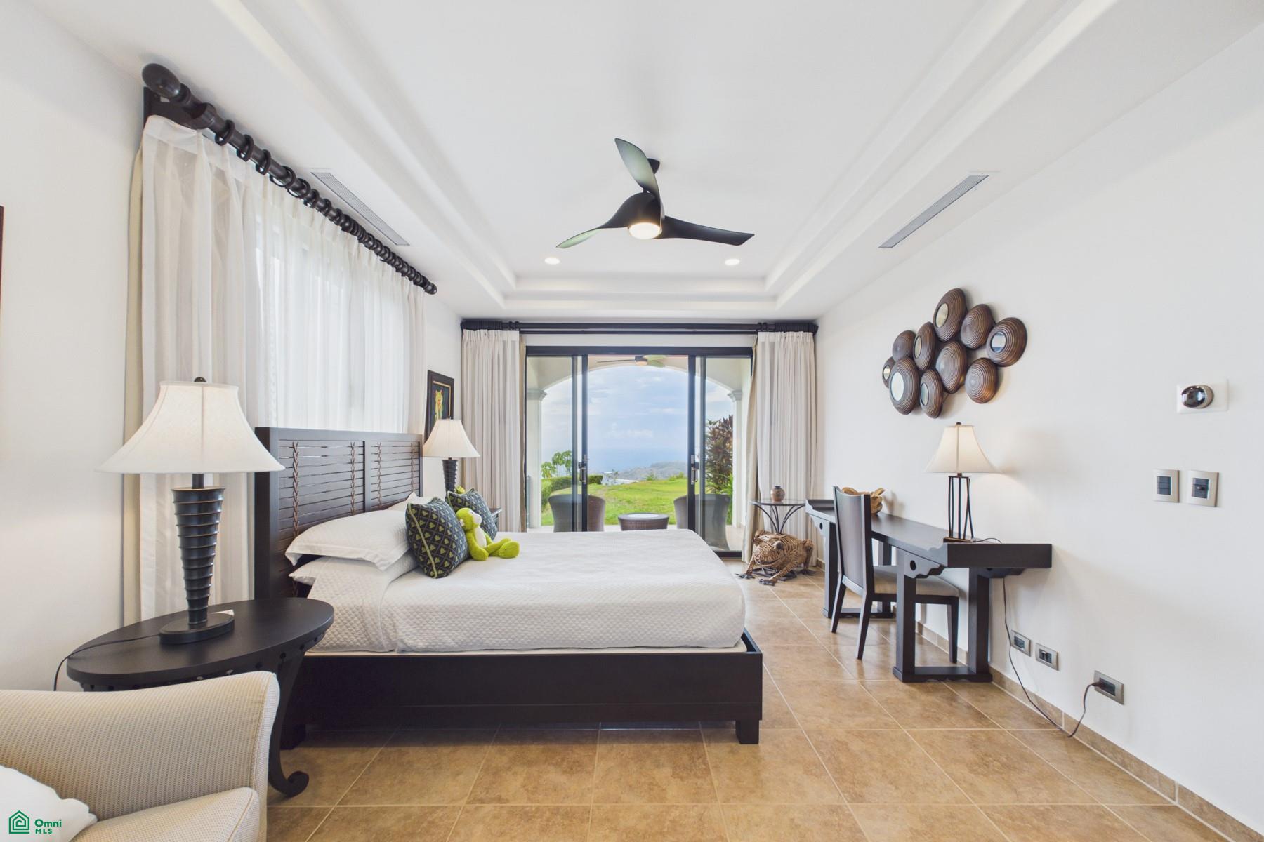 Casa Monos | Ventanas del Mar