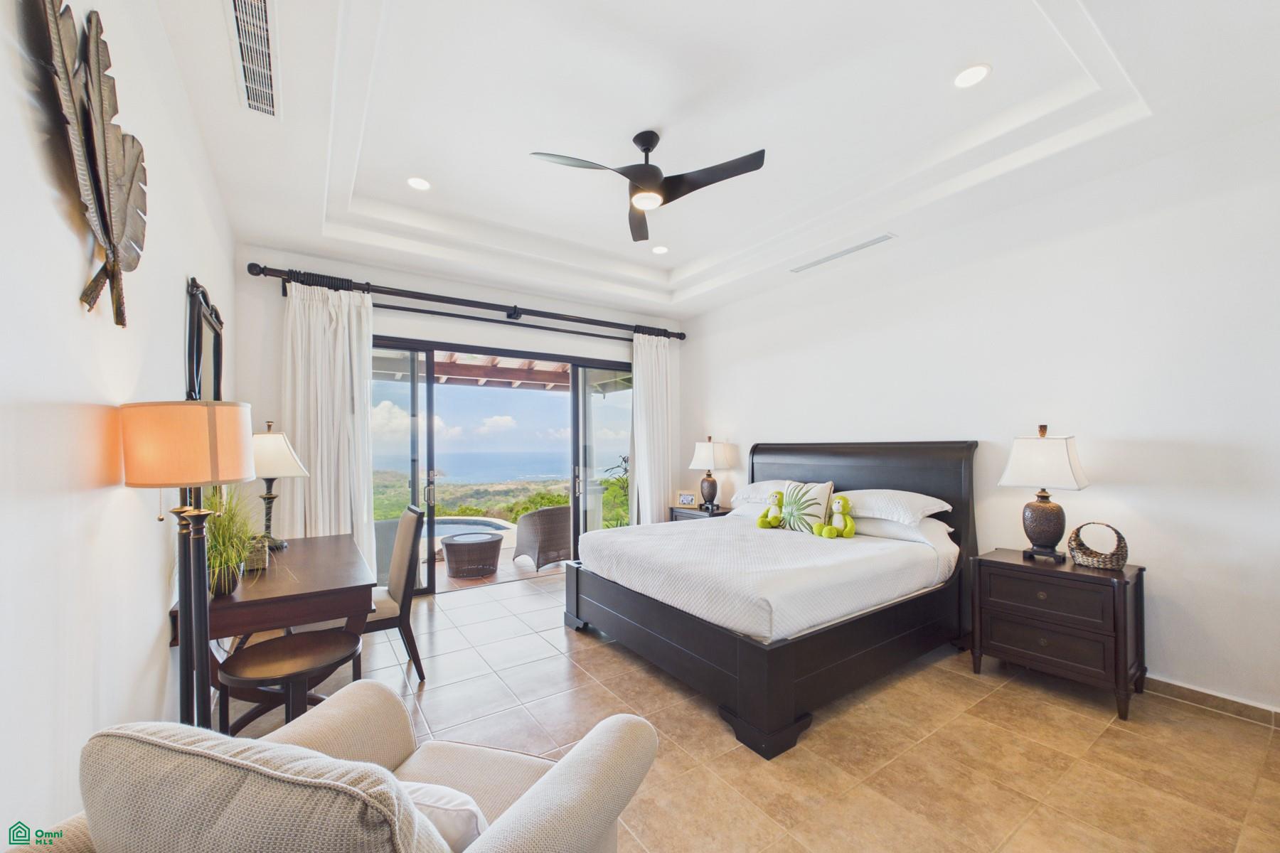 Casa Monos | Ventanas del Mar