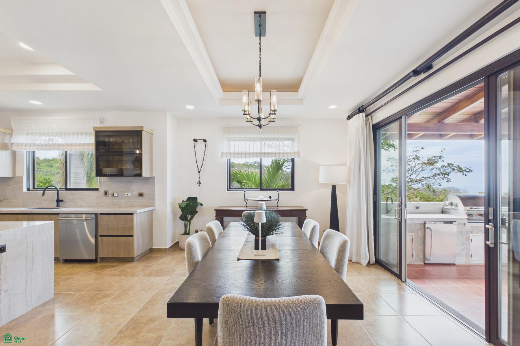 Casa Monos | Ventanas del Mar