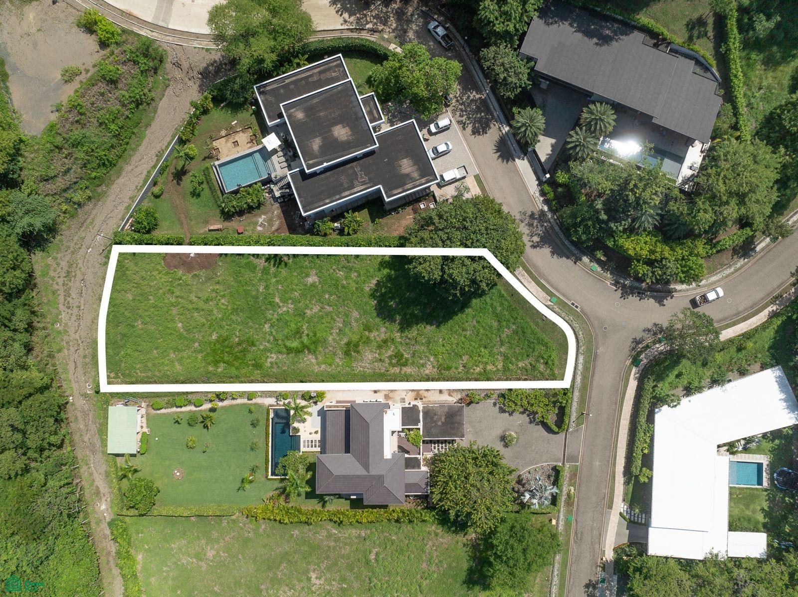 Design-Ready Lot in Tamarindo’s Elite Senderos