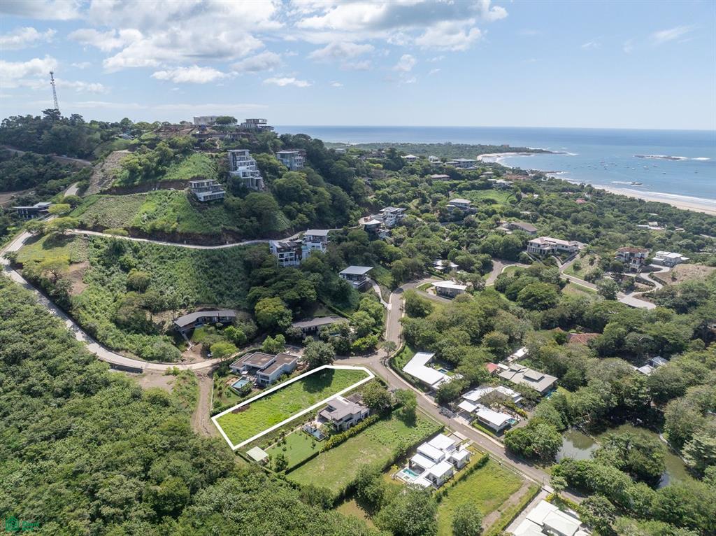 Design-Ready Lot in Tamarindo’s Elite Senderos