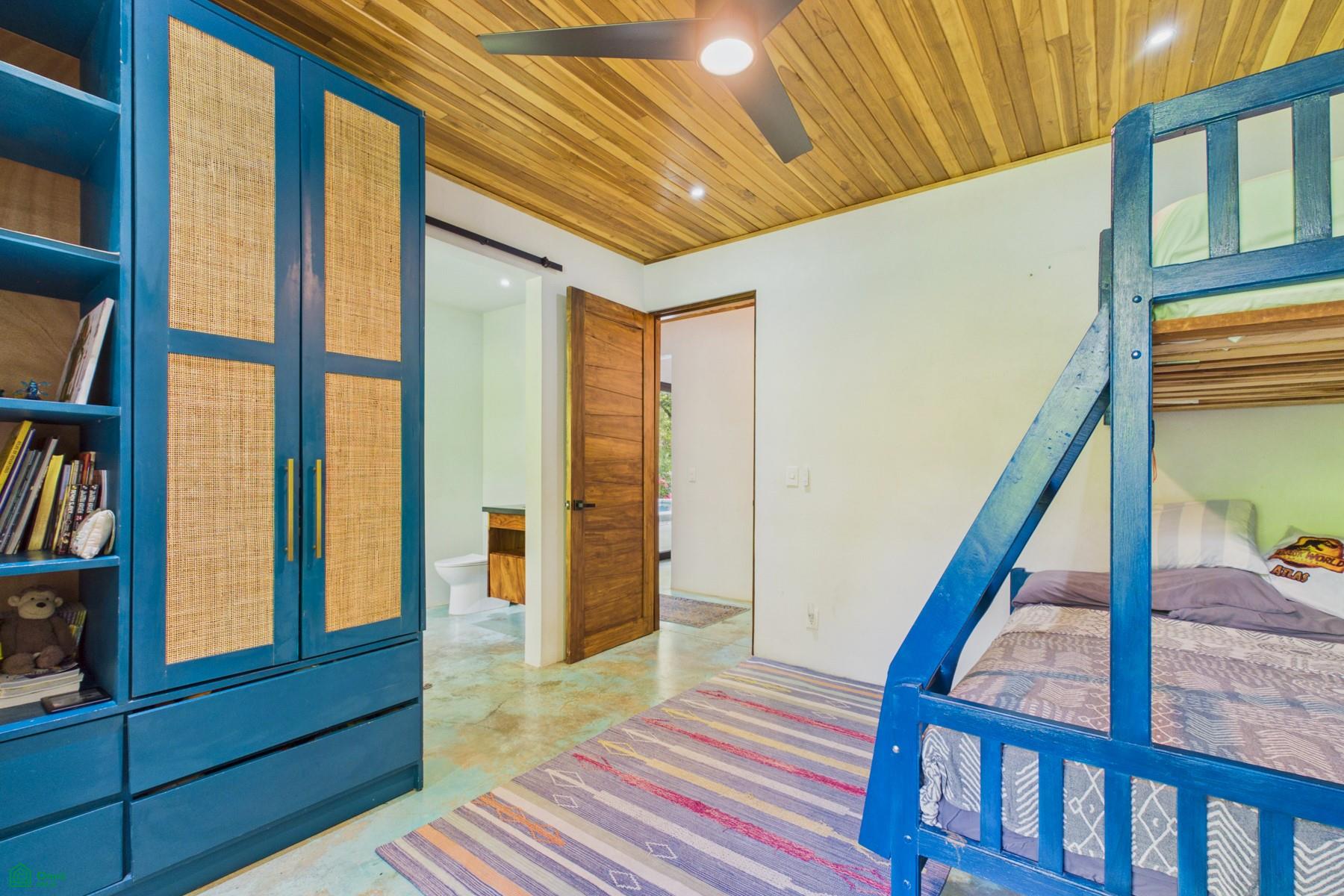 Villa Shanti