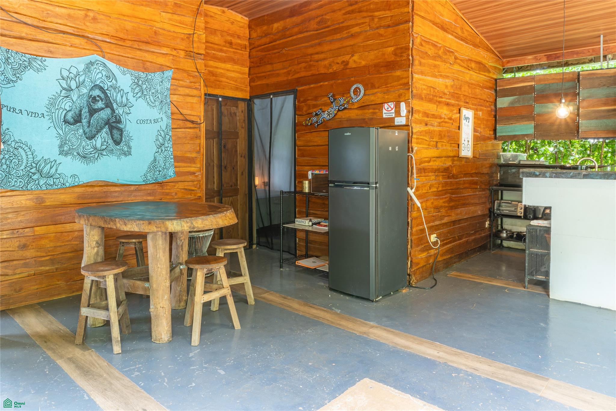 Blue Zone Cozy Cabana