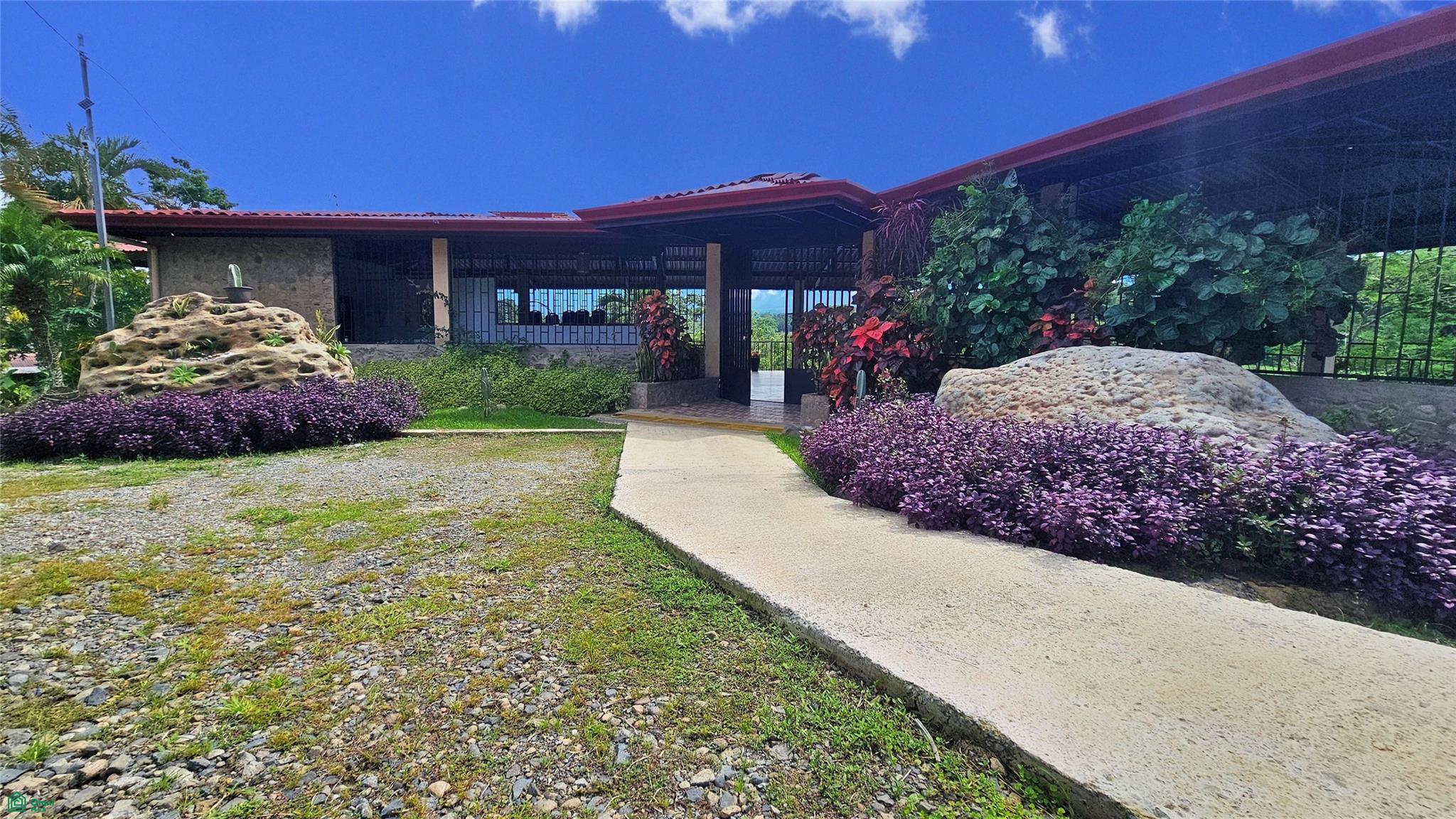 Finca Interamericana