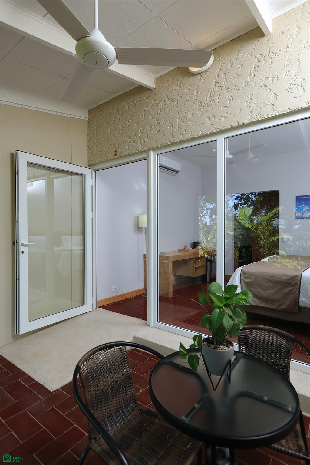 Playa Naranjo Boutique Hotel