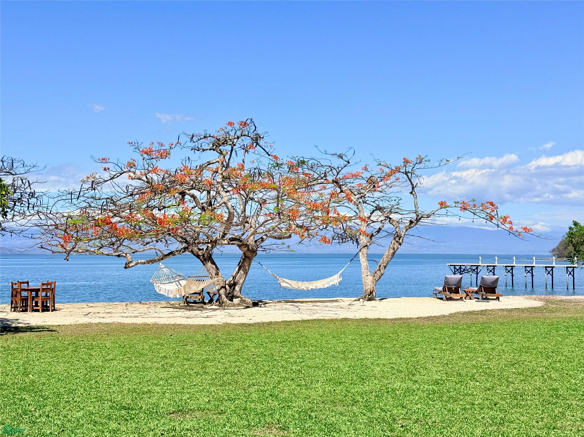 Playa Naranjo Boutique Hotel
