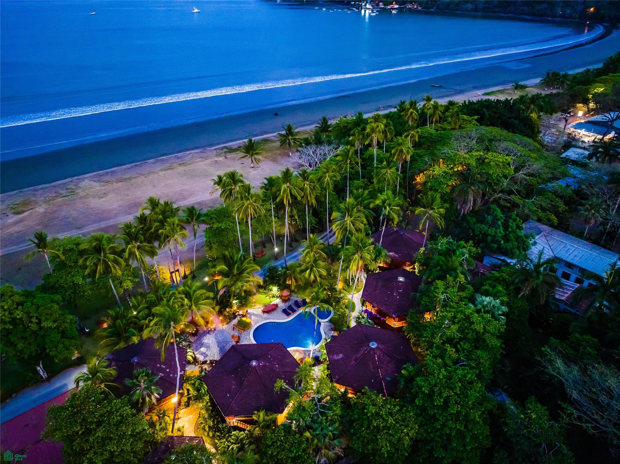 Tambor Tropical Beach Hotel