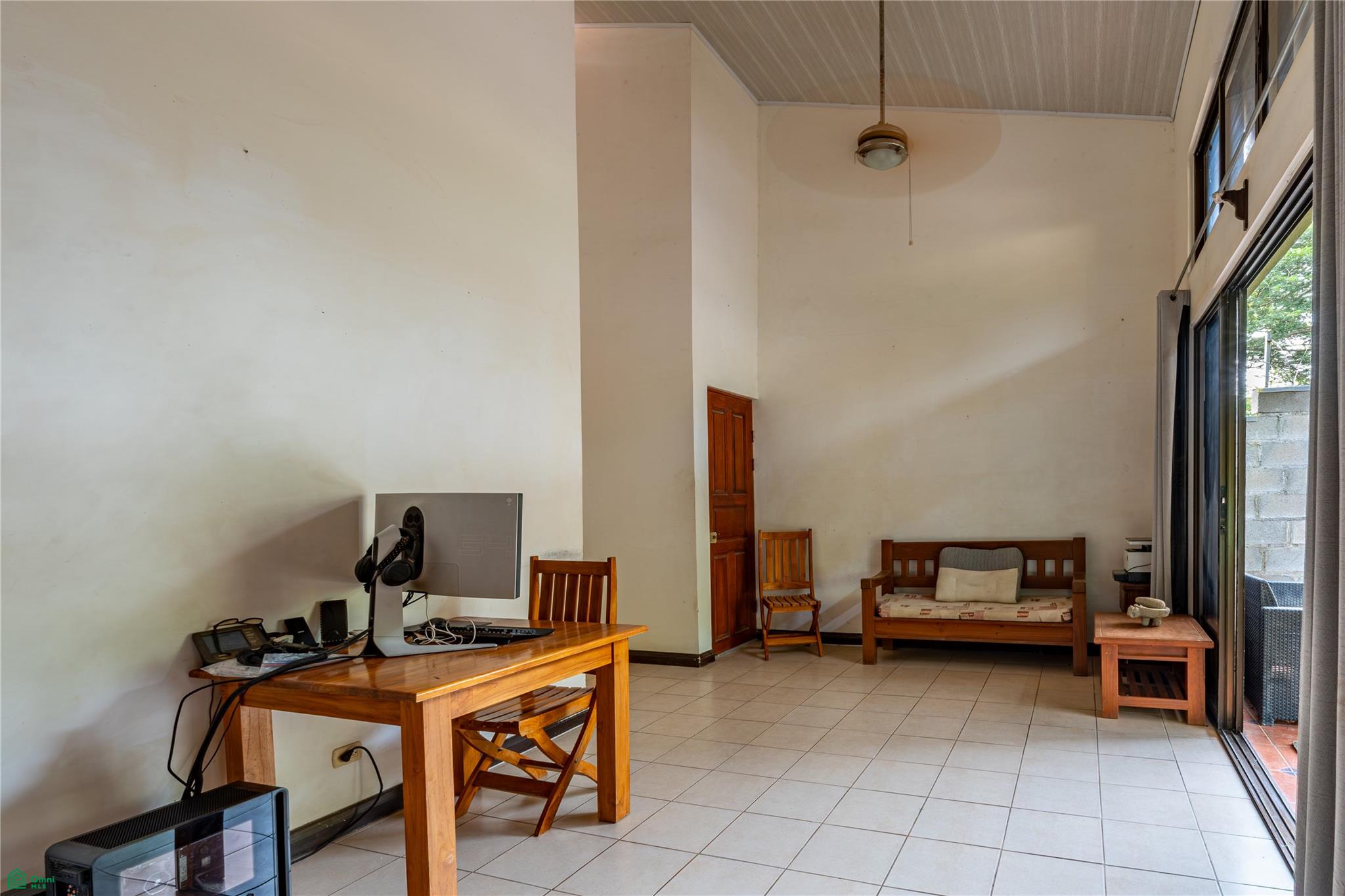 Barco Quebrado Condo #22