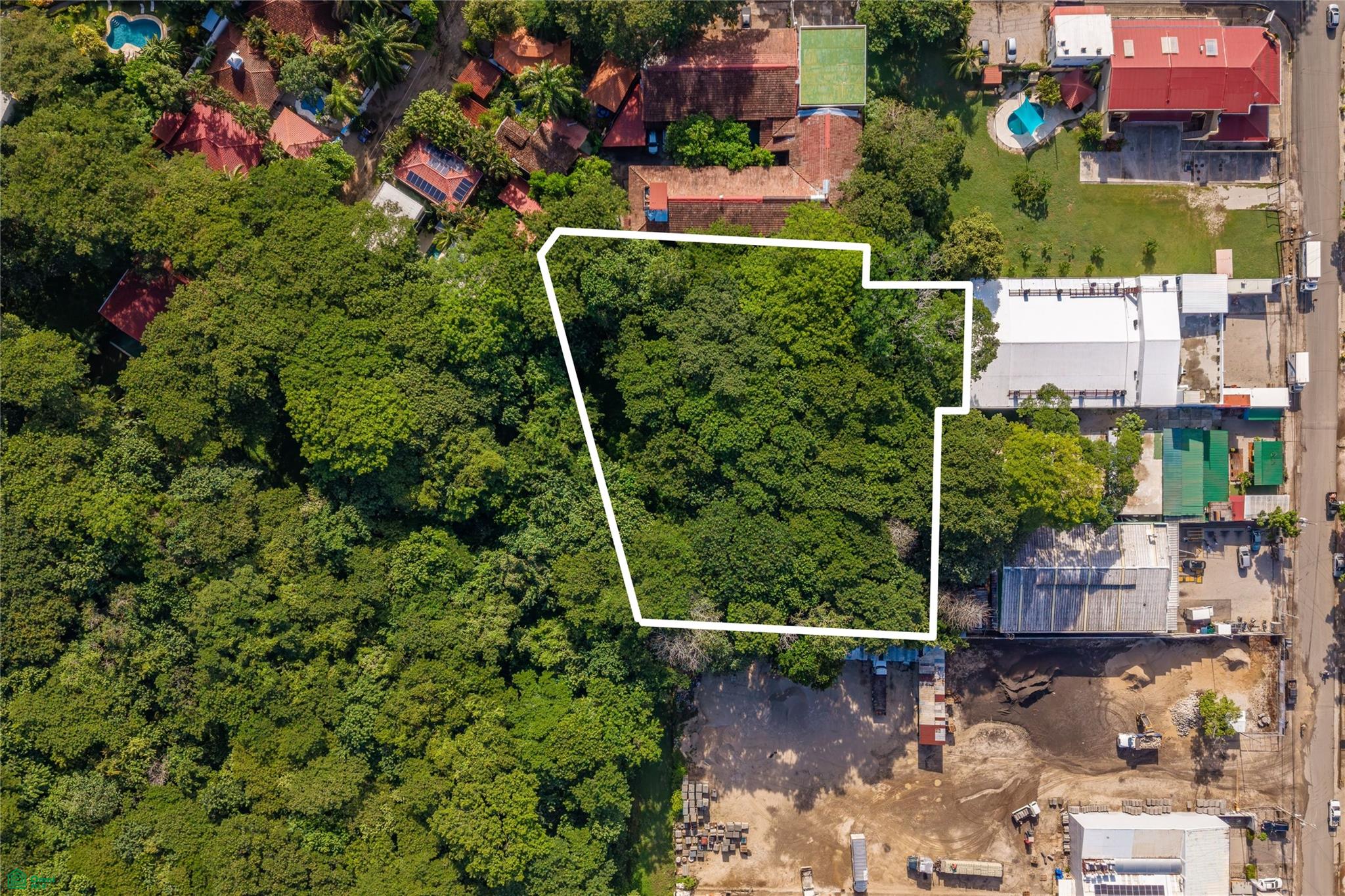 Central Samara 5,000m² Lot