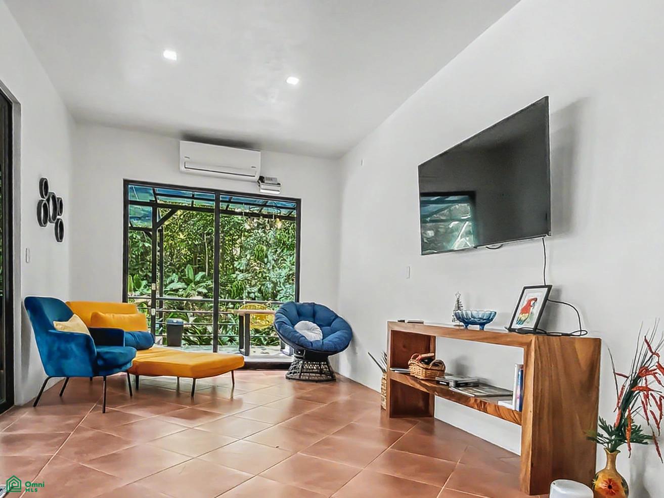 The Scarlet Villas