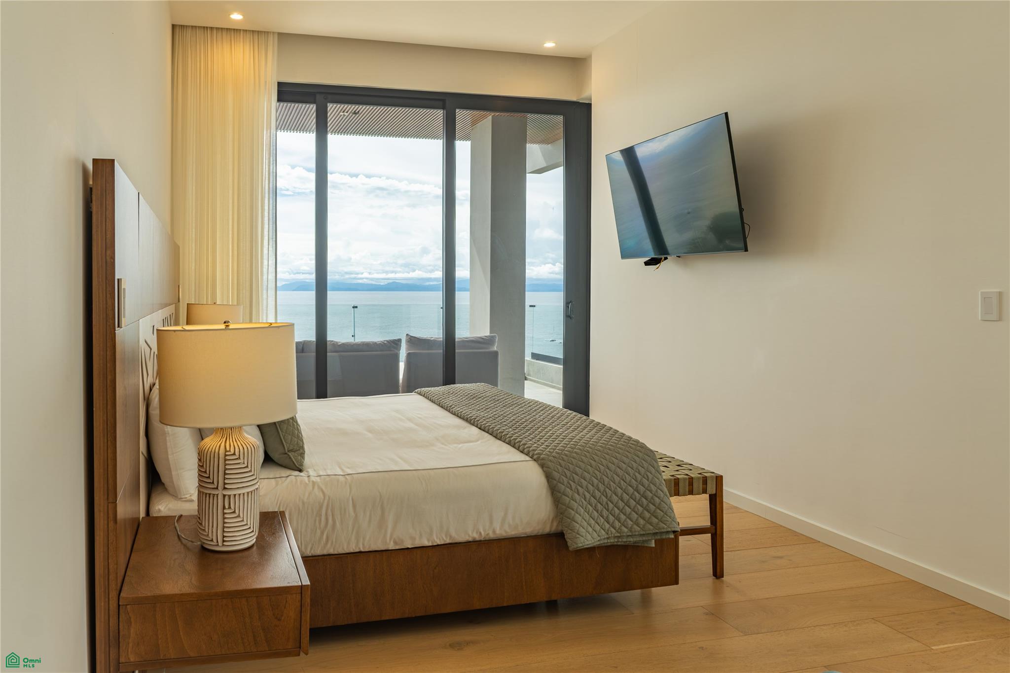 Nerea Faro Escondido Condo #2A