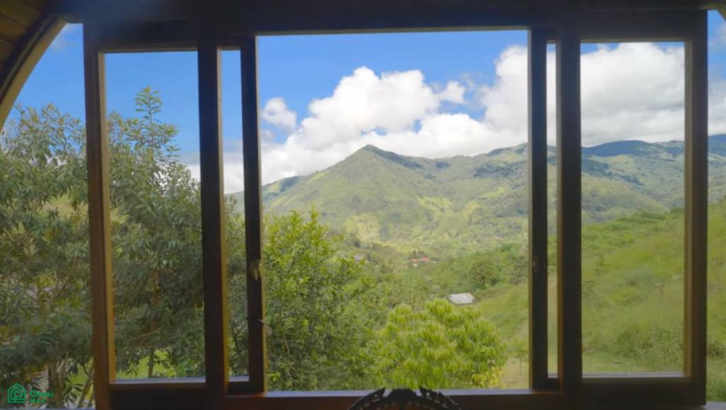 Whimsical Mountain Home , Rivas, Perez Zeledon, San Jose