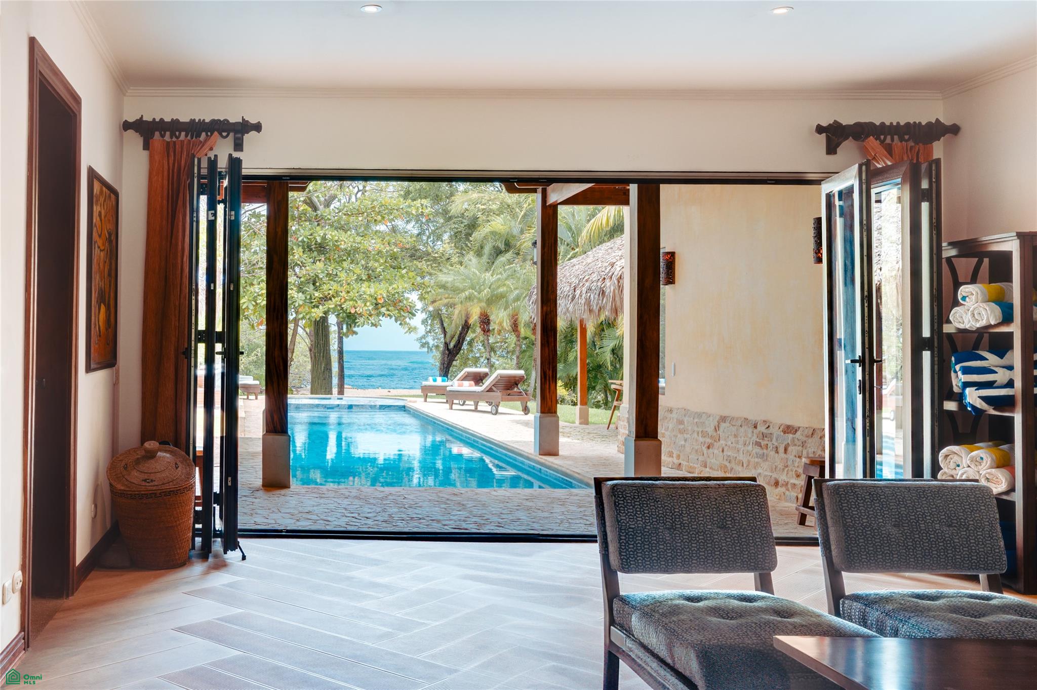 Casa Neptuno – Beachfront Life in Las Golondrinas , Santa Cruz, Guanacaste