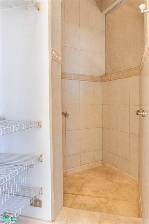 Vista Bahia Estate, Samara