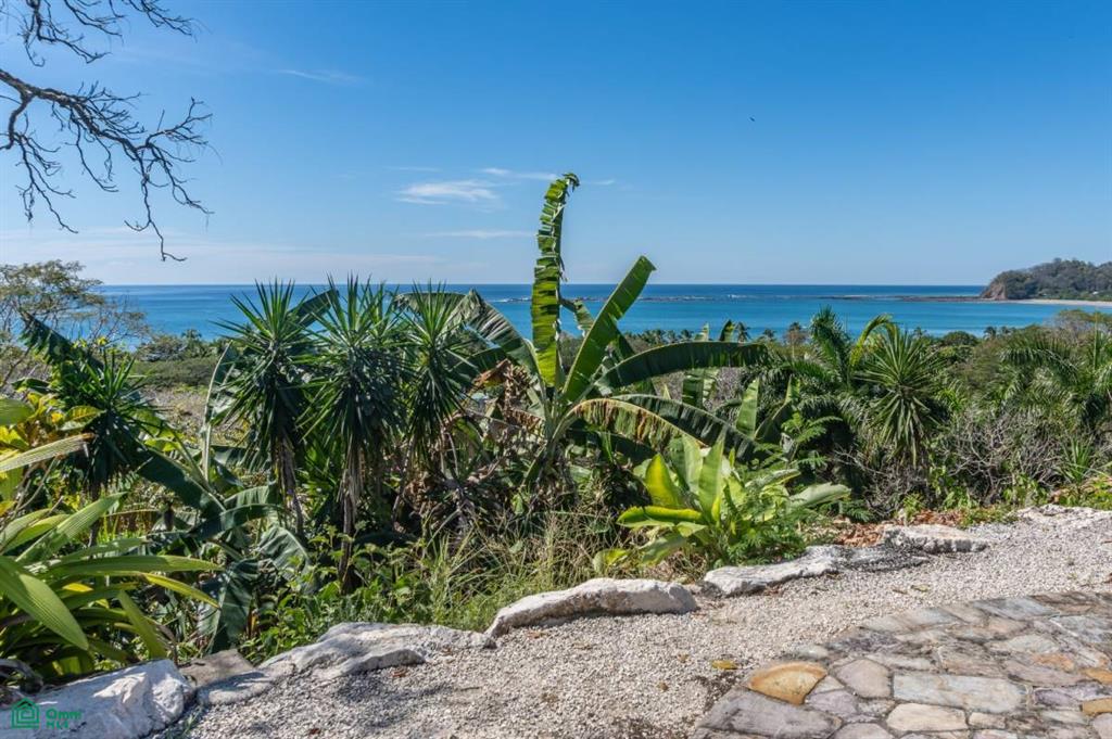 Vista Bahia Estate, Samara