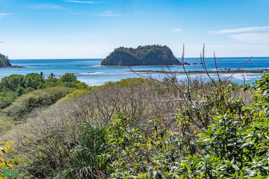 Vista Bahia Estate, Samara