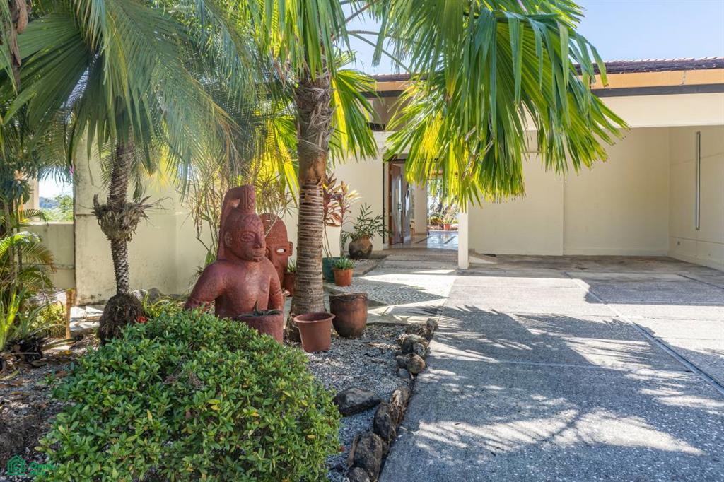 Vista Bahia Estate, Samara