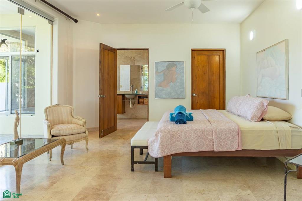 Vista Bahia Estate, Samara