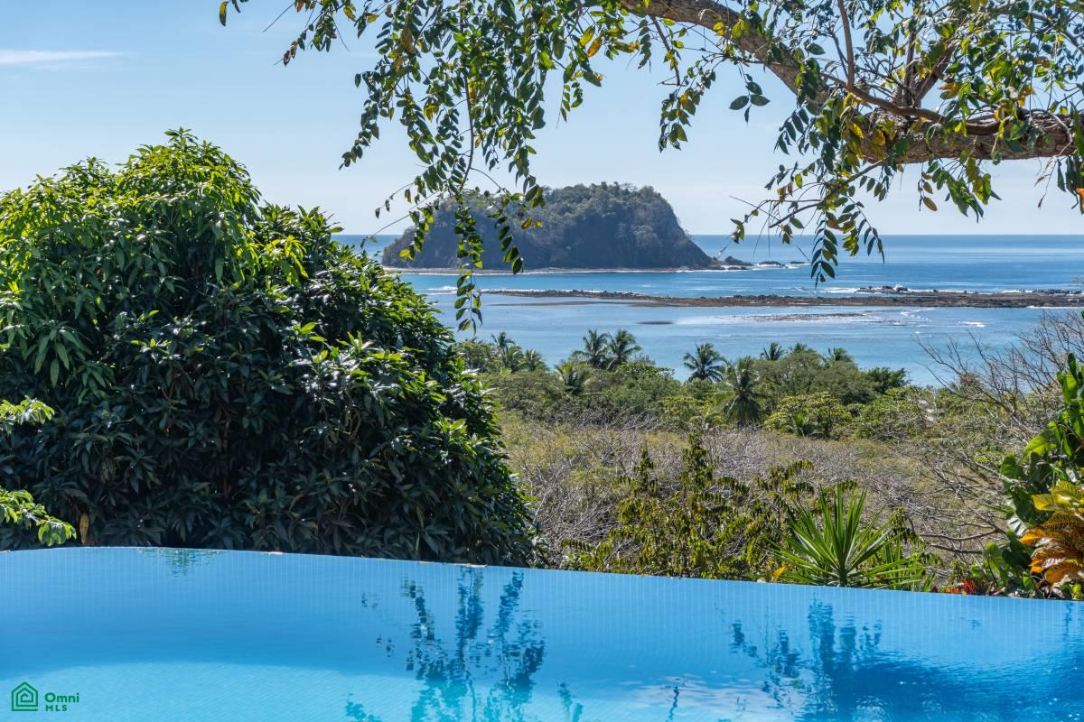 Vista Bahia Estate, Samara