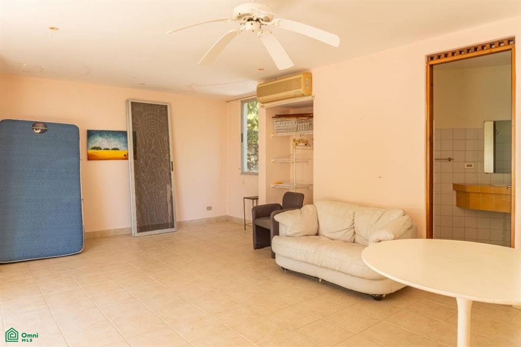 Vista Bahia Estate, Samara