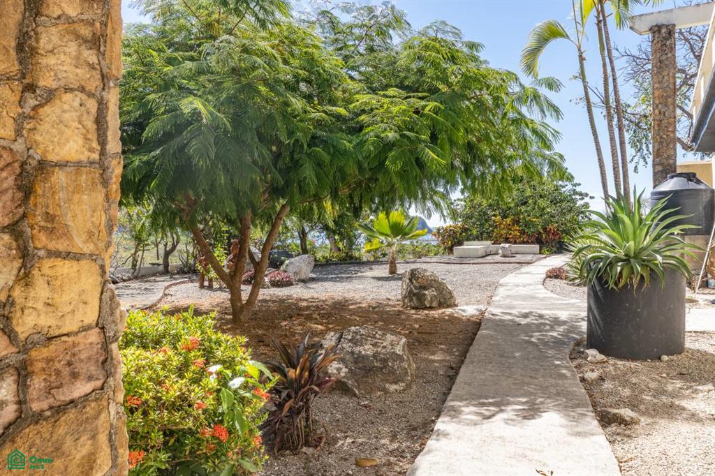 Vista Bahia Estate, Samara