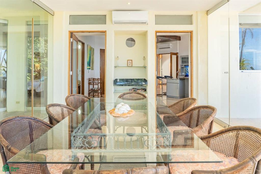 Vista Bahia Estate, Samara