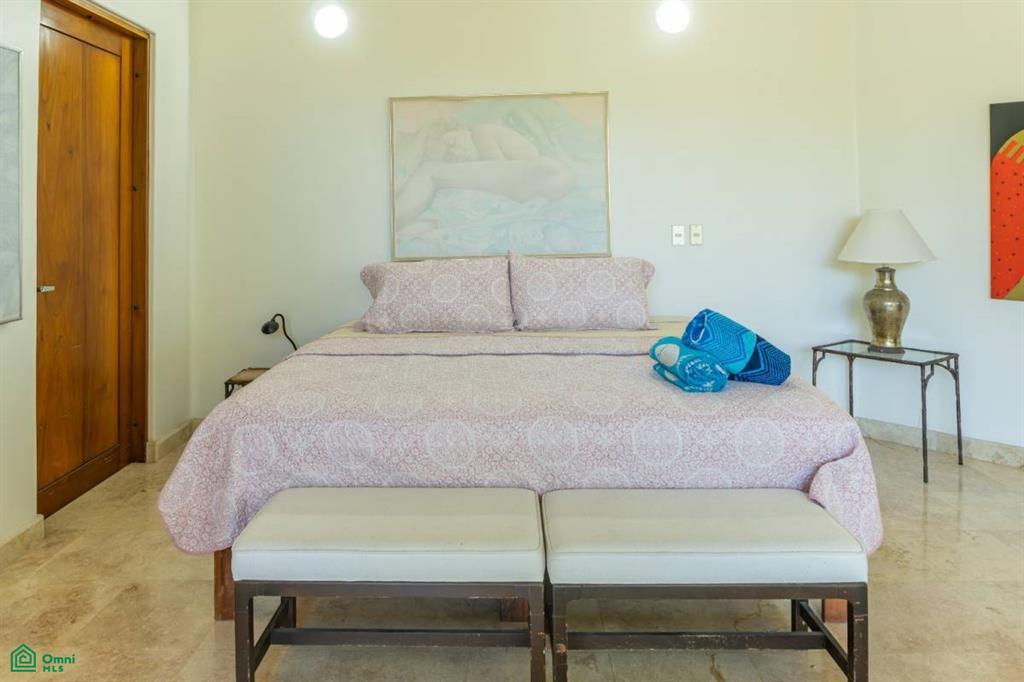 Vista Bahia Estate, Samara