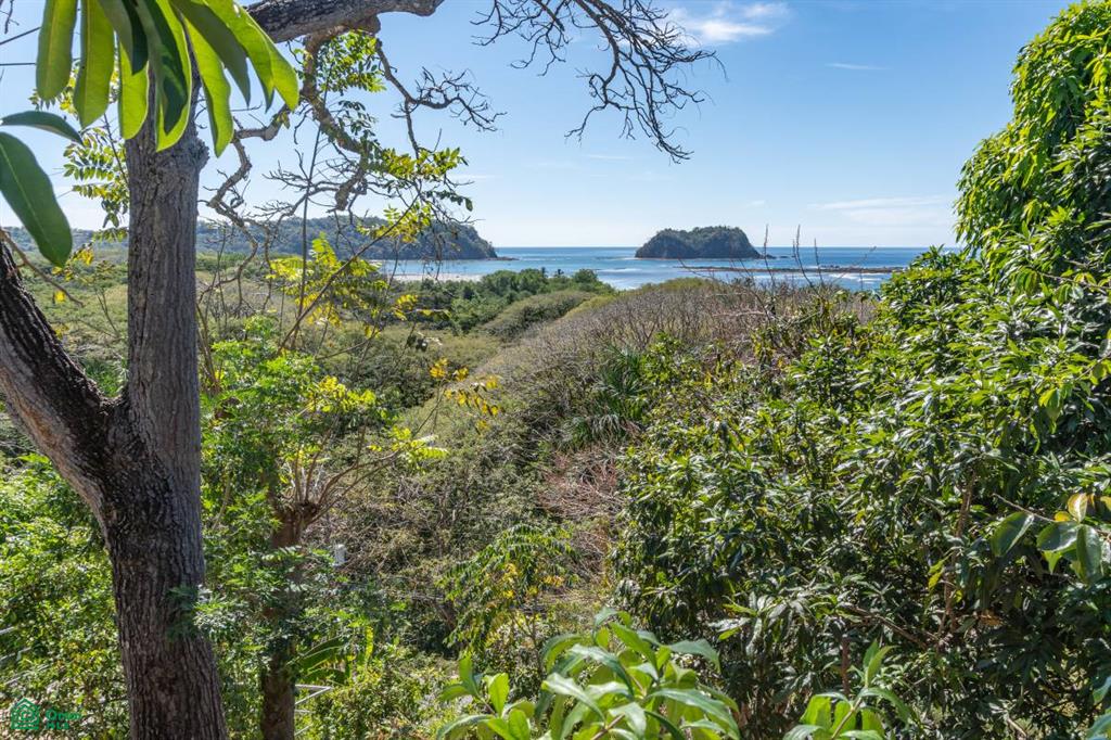 Vista Bahia Estate, Samara