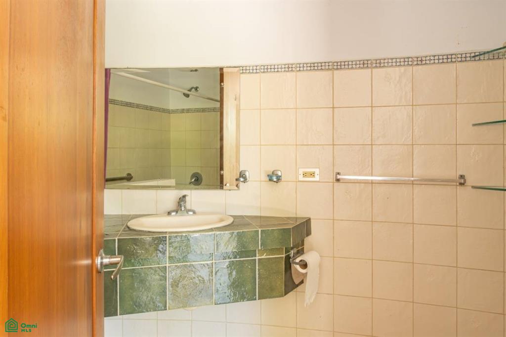 Vista Bahia Estate, Samara