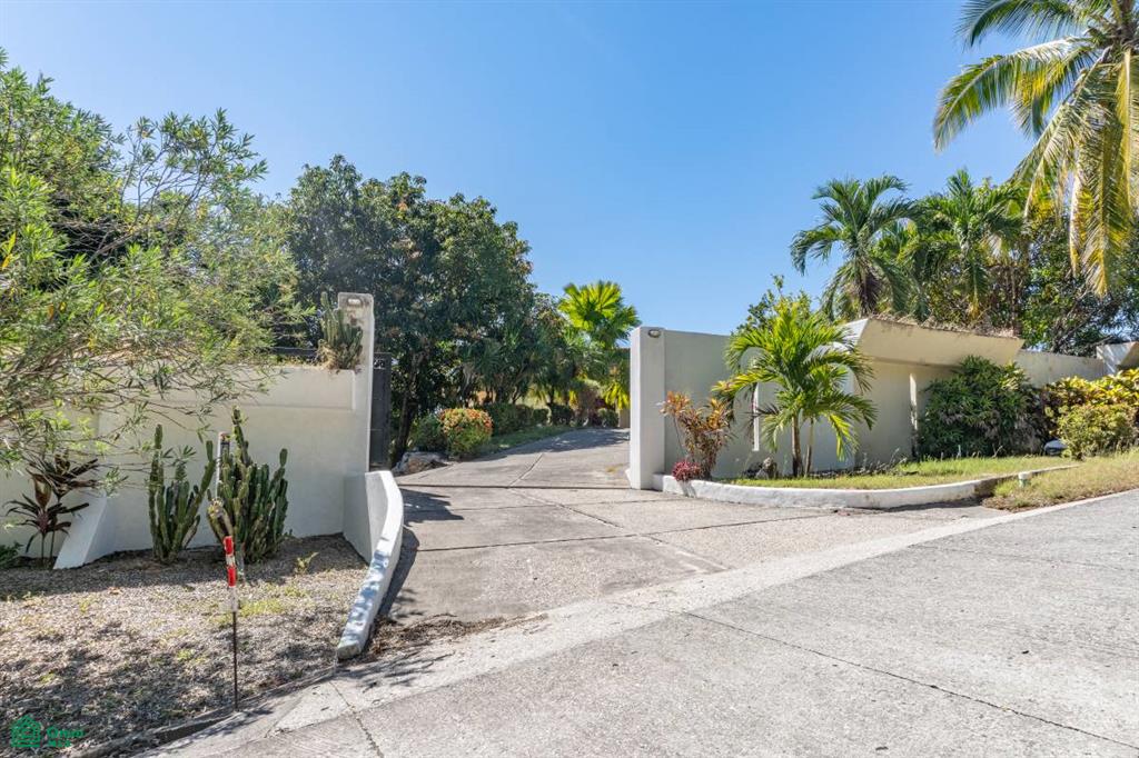 Vista Bahia Estate, Samara