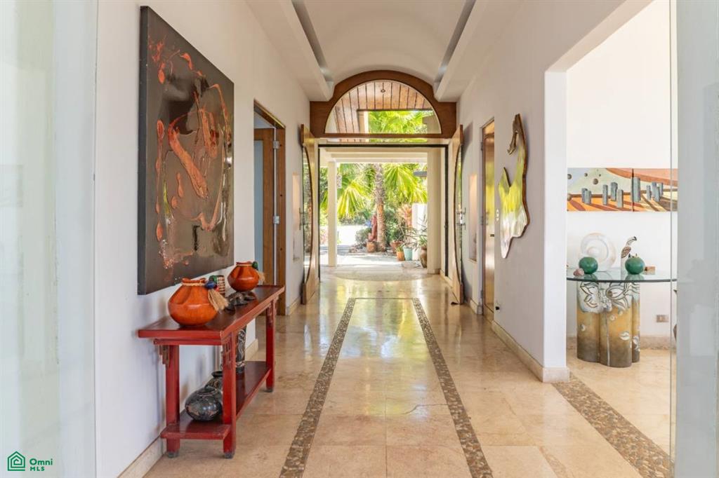 Vista Bahia Estate, Samara