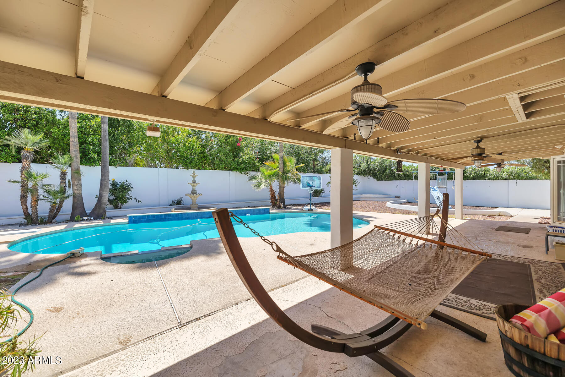 5701 E WINDROSE Drive