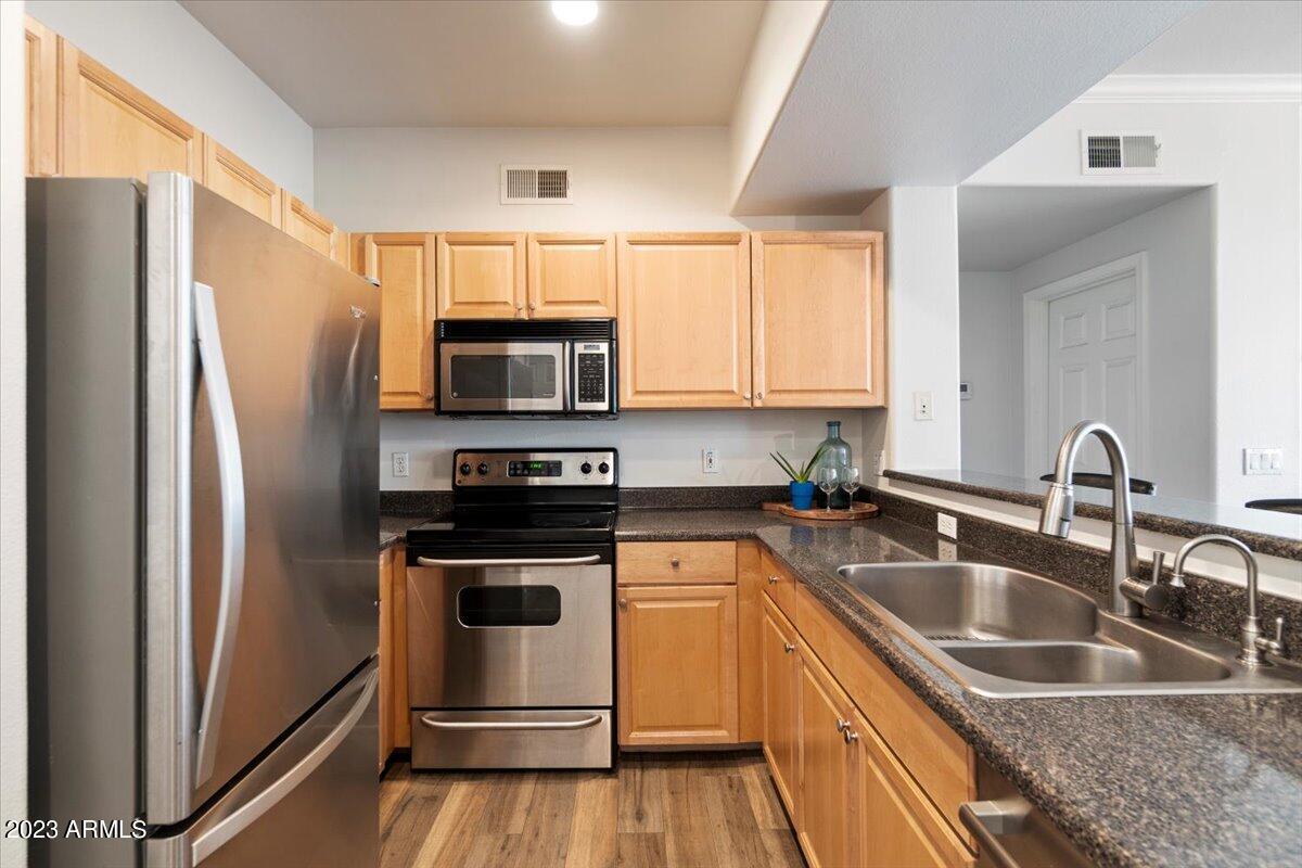 19777 N 76TH Street Unit: 3254