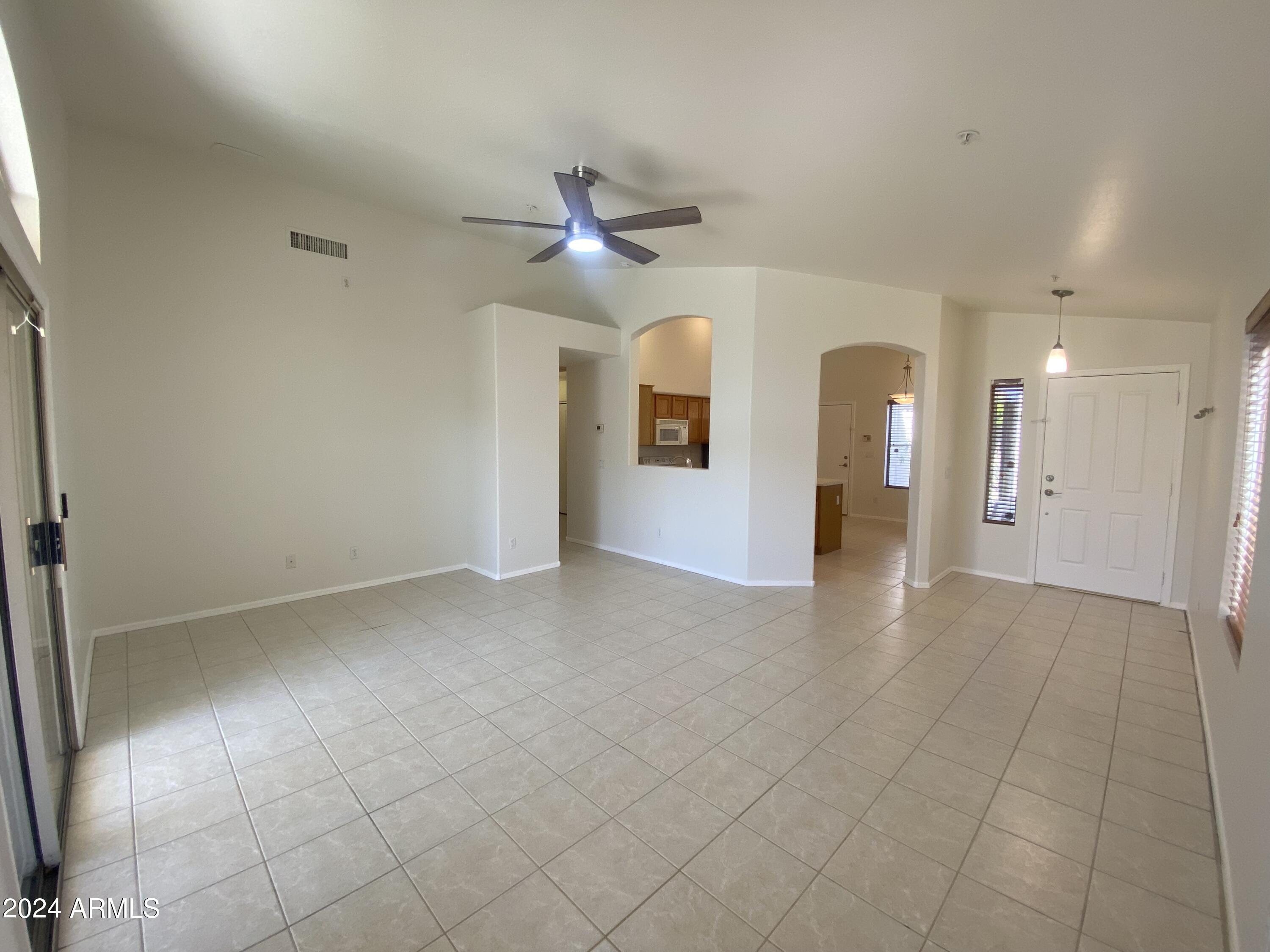 10431 E RAINTREE Drive