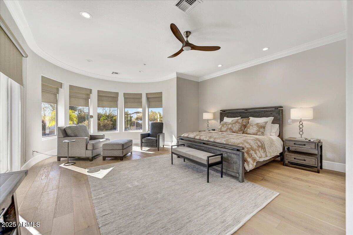 8027 E JUAN TABO Road