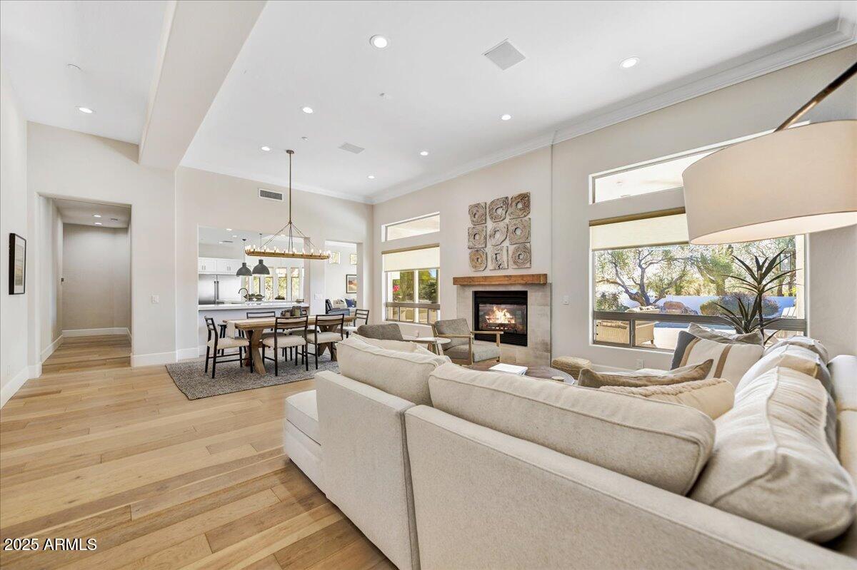 8027 E JUAN TABO Road
