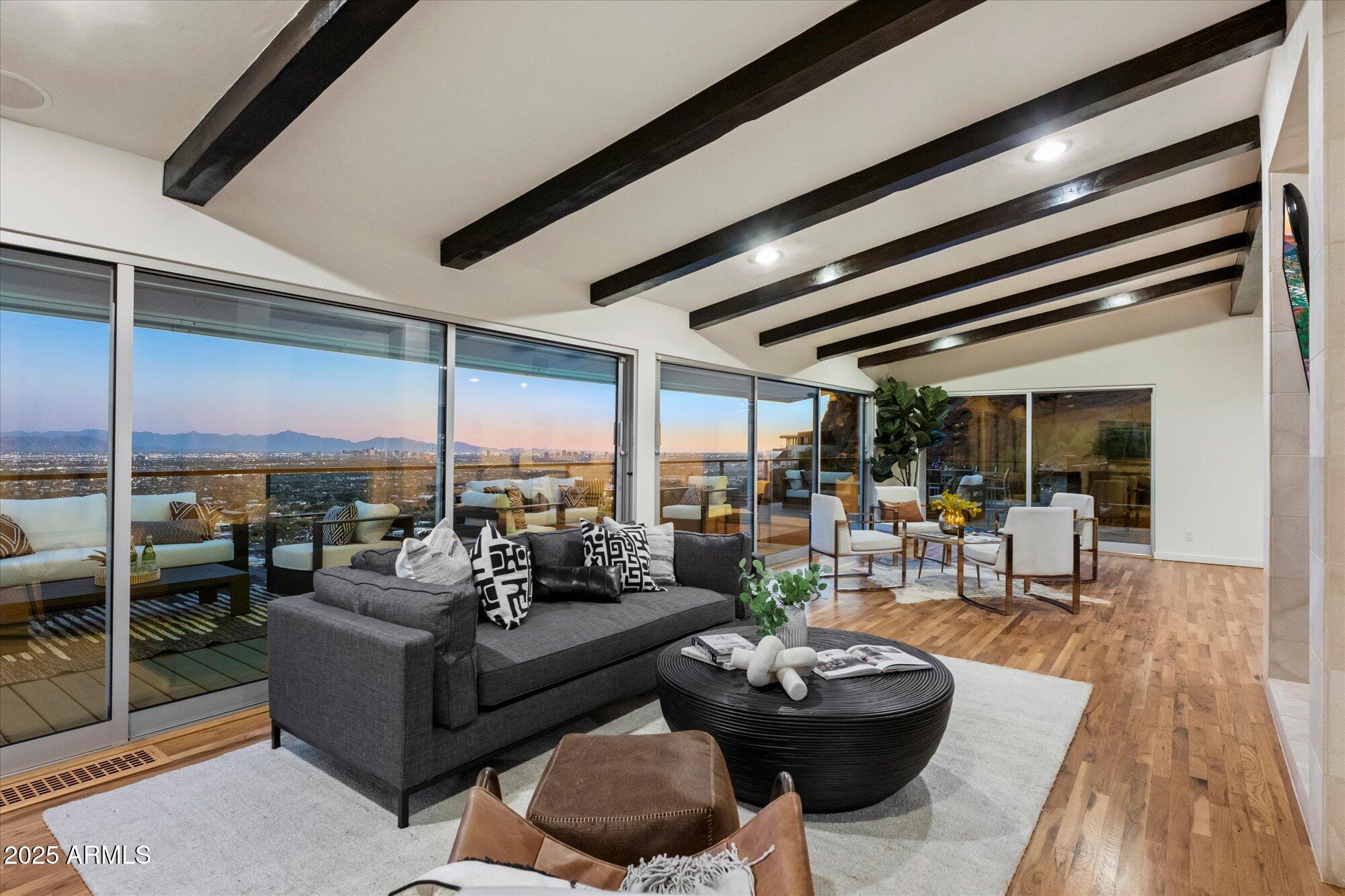 4959 E RED ROCK Drive