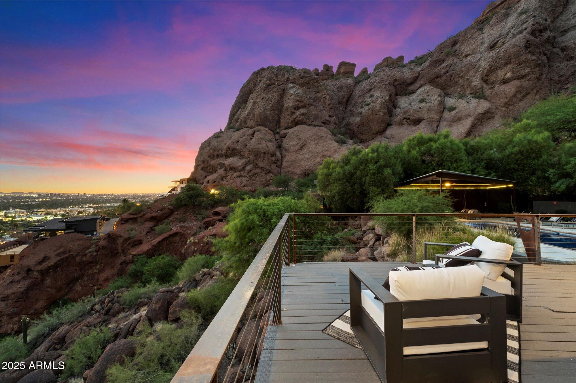 4959 E RED ROCK Drive