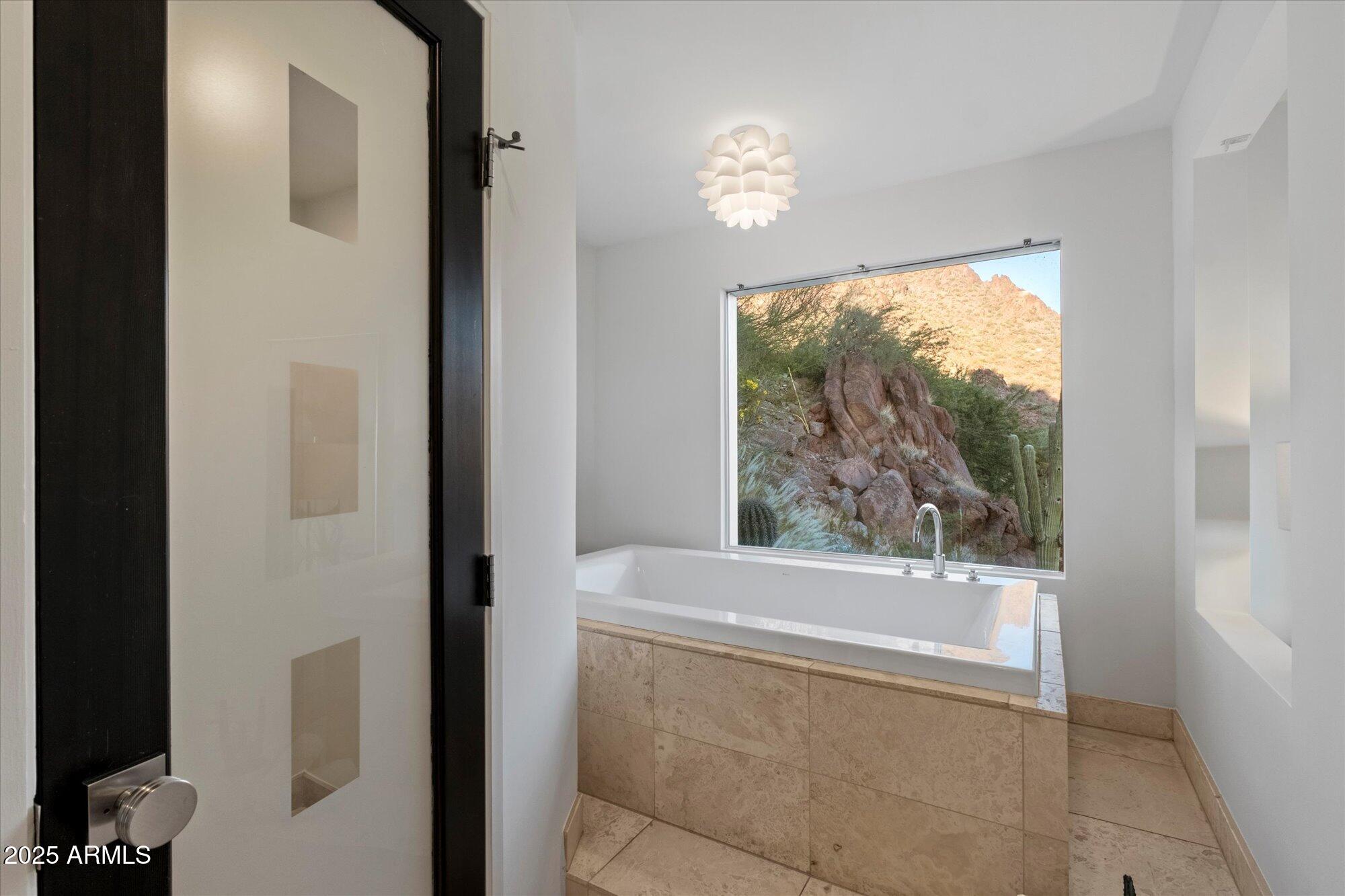 4959 E RED ROCK Drive