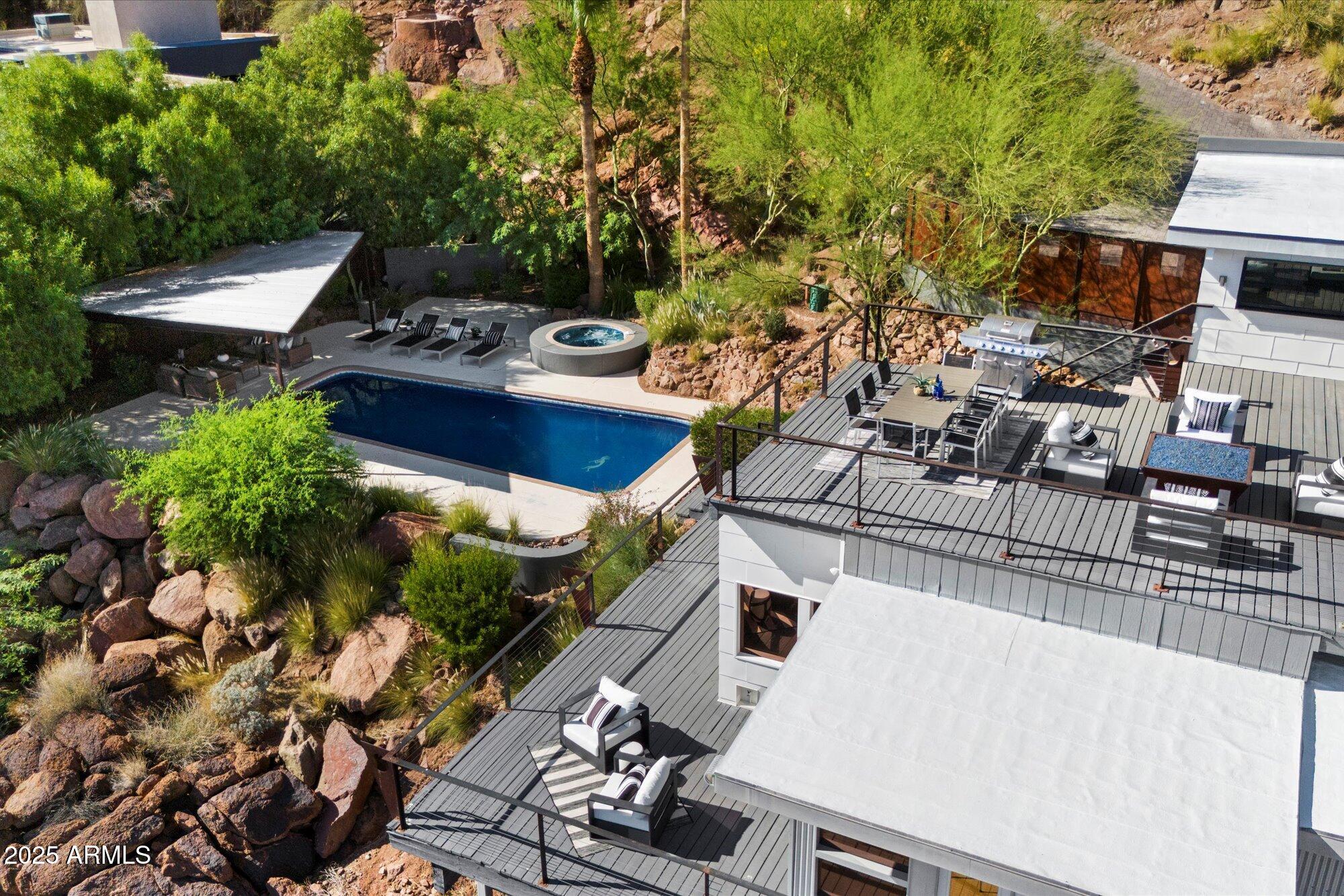 4959 E RED ROCK Drive