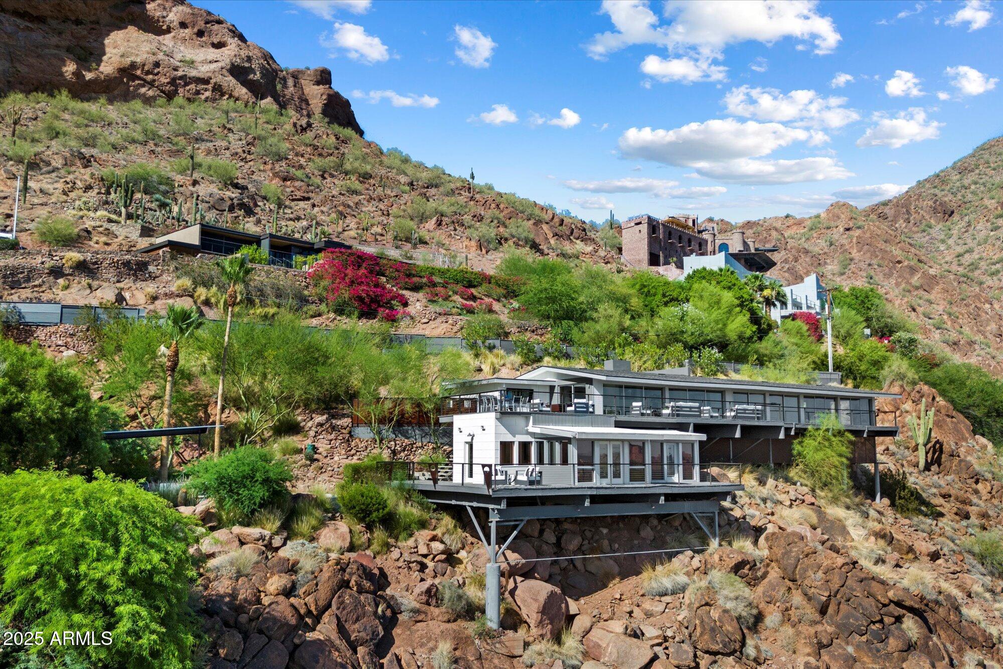 4959 E RED ROCK Drive