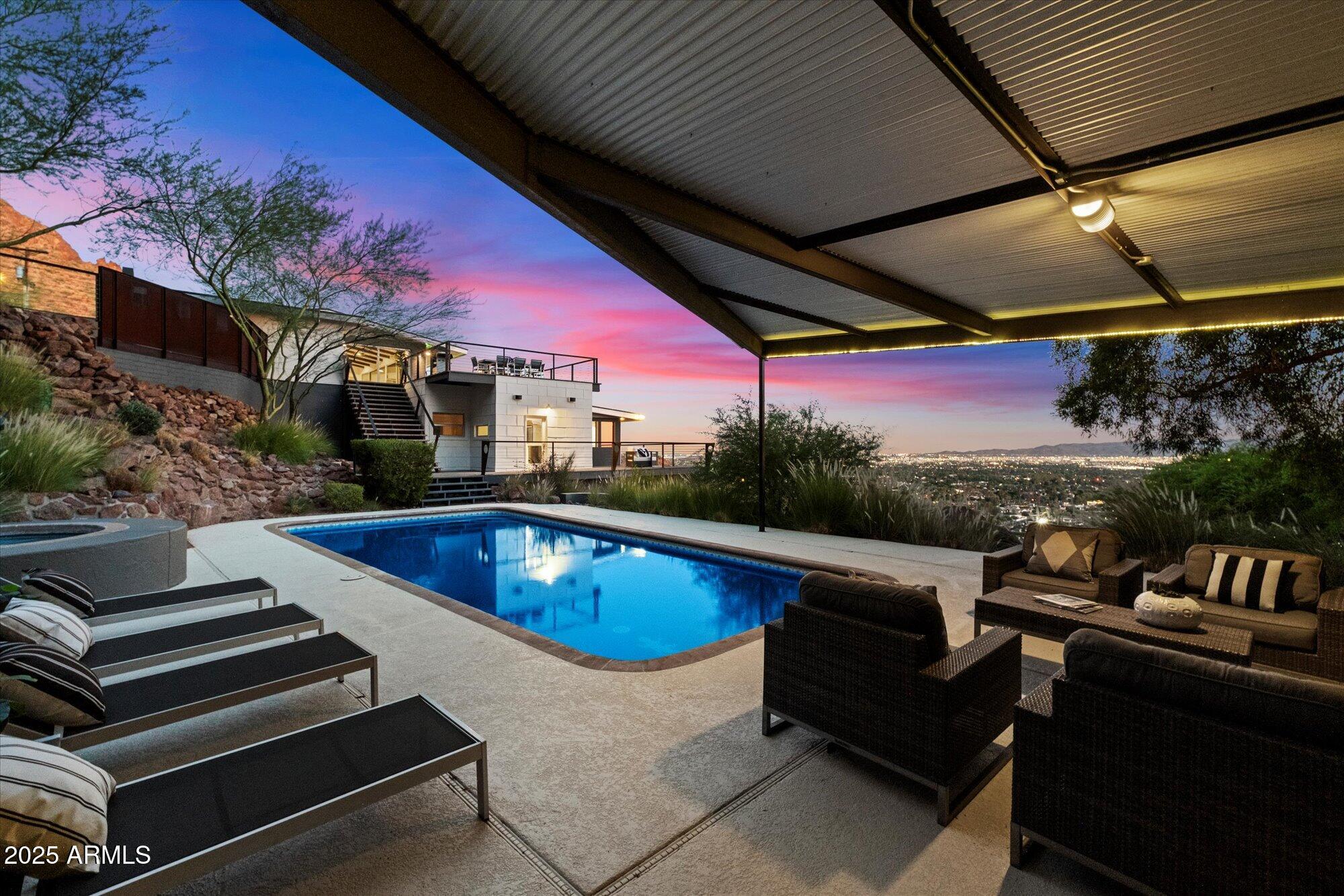 4959 E RED ROCK Drive