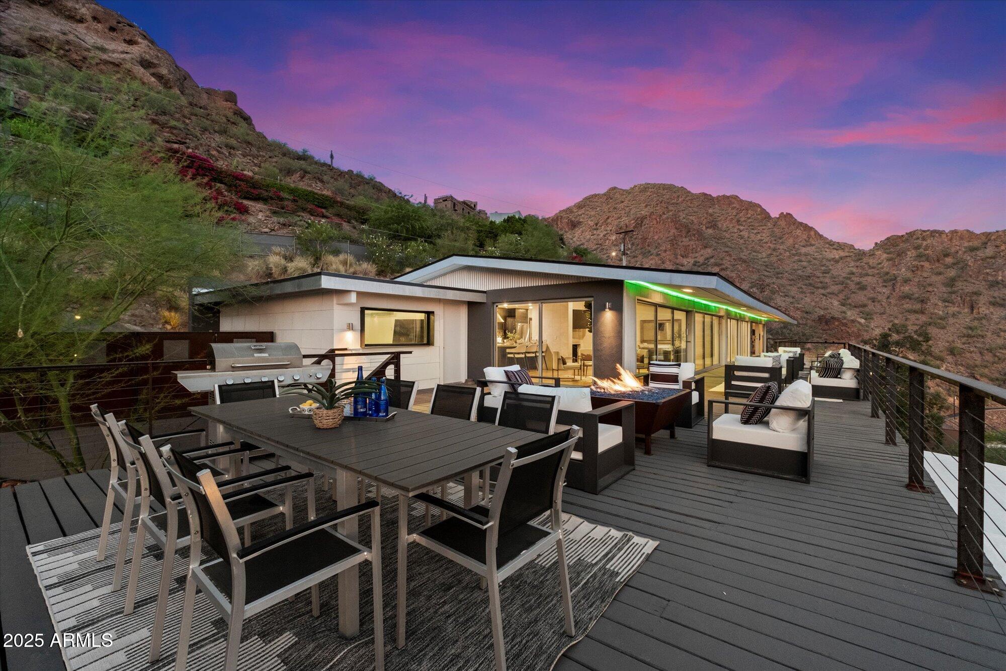 4959 E RED ROCK Drive