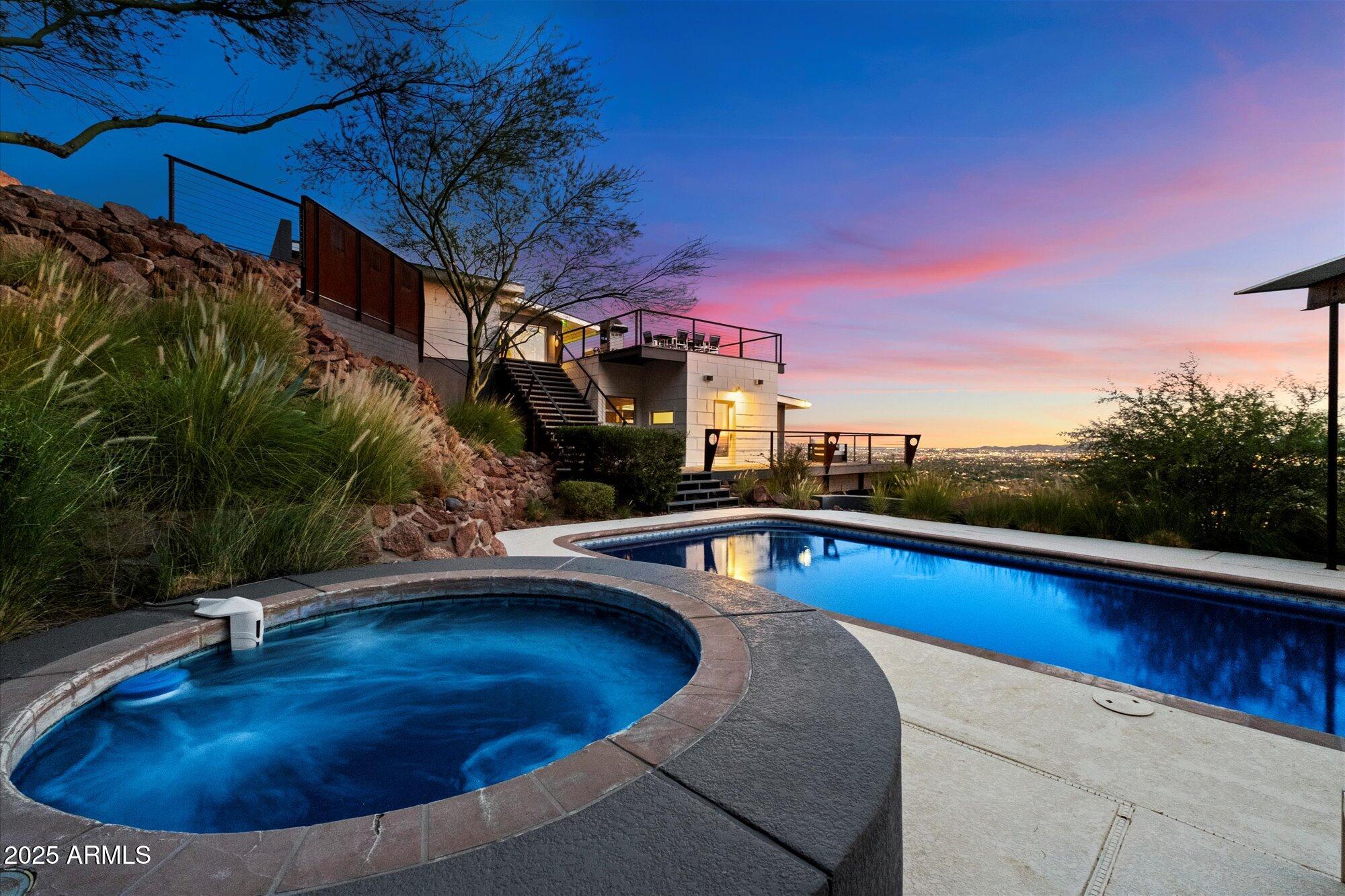 4959 E RED ROCK Drive