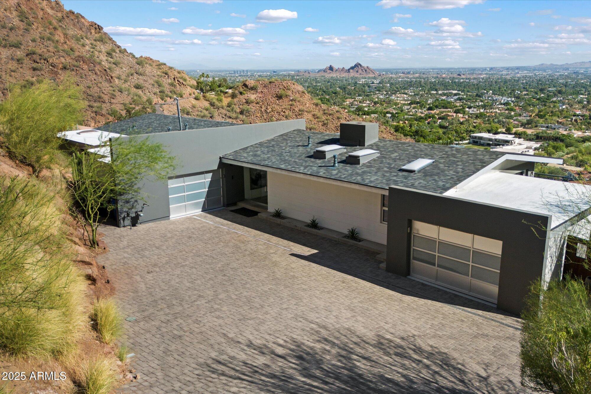 4959 E RED ROCK Drive