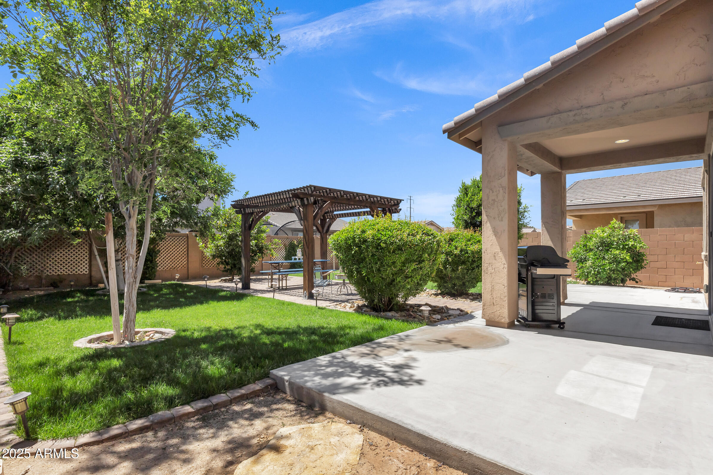 41311 W ELM Drive