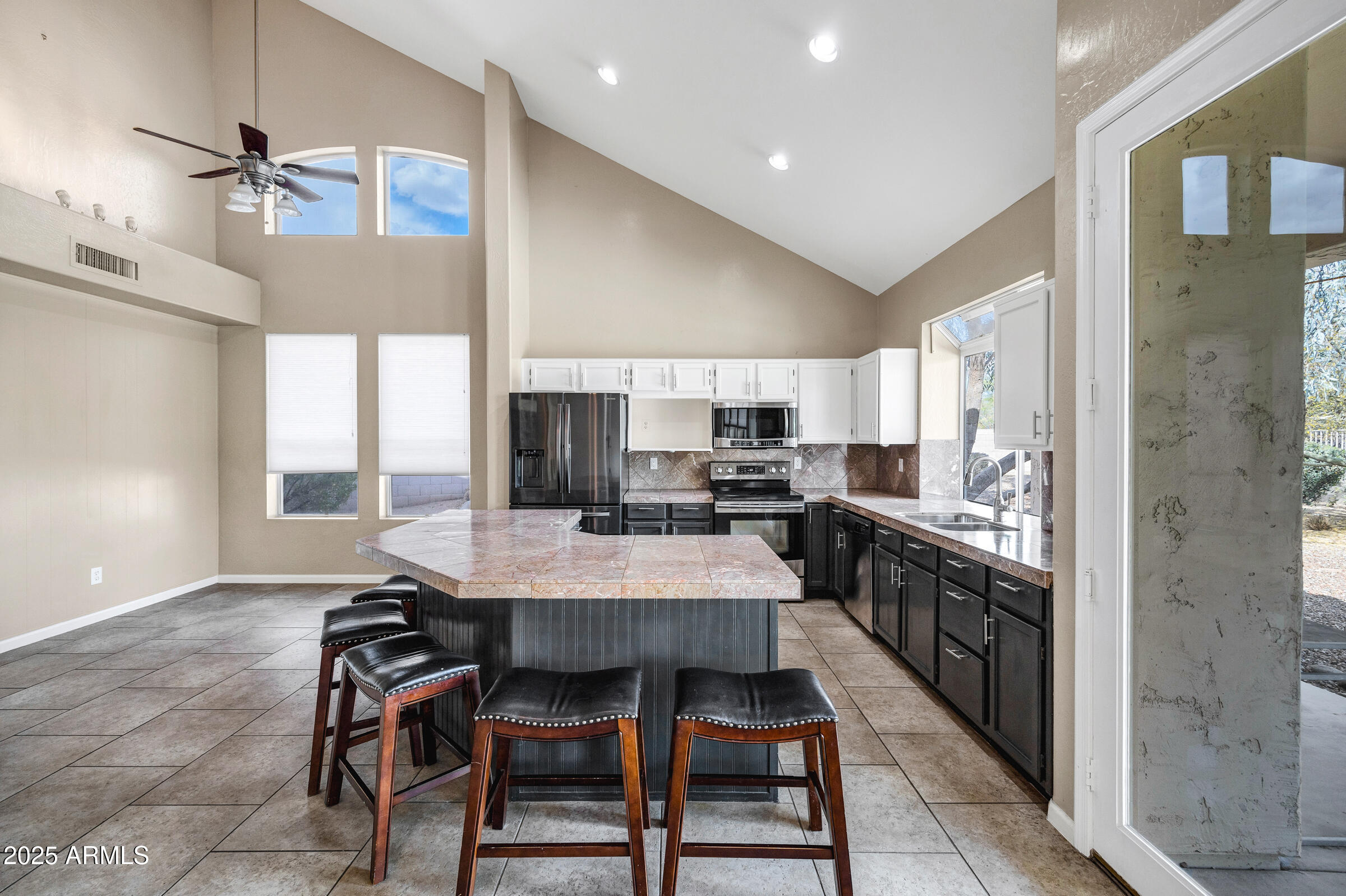 4449 E RANCHO CALIENTE Drive