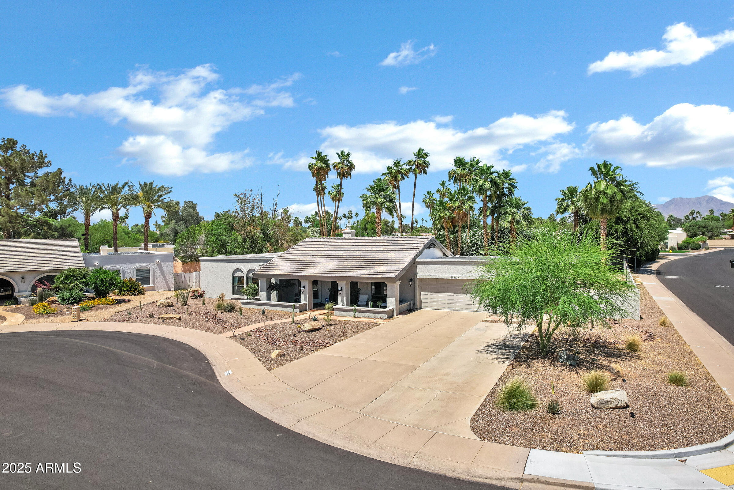 8936 N 80TH Place